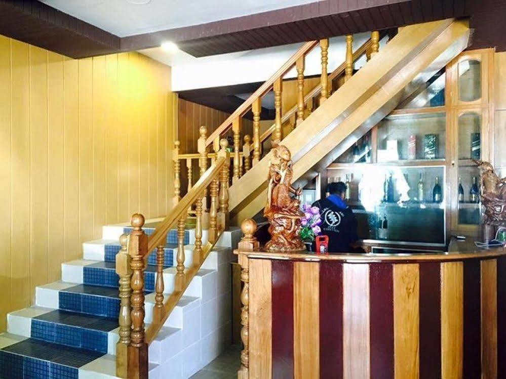 Golden Fish Motel Nyaung Shwe Exterior photo